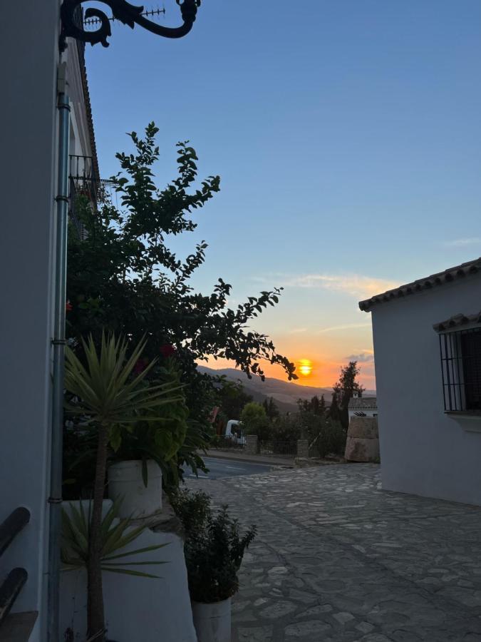 Casa Atardecer Apartman Zahara De La Sierra Kültér fotó